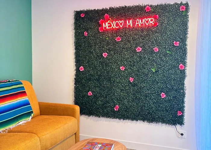 Pueblo Bonito Avec Terrasse * Épinal